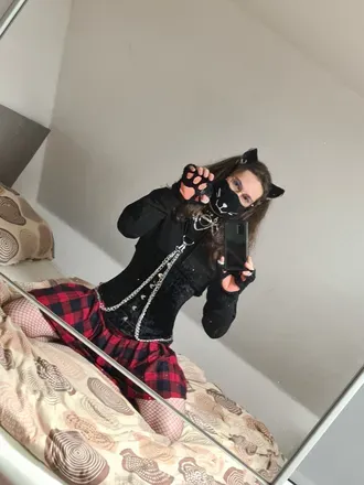 OnlyFans cuenta kitten-kiwi header 2
