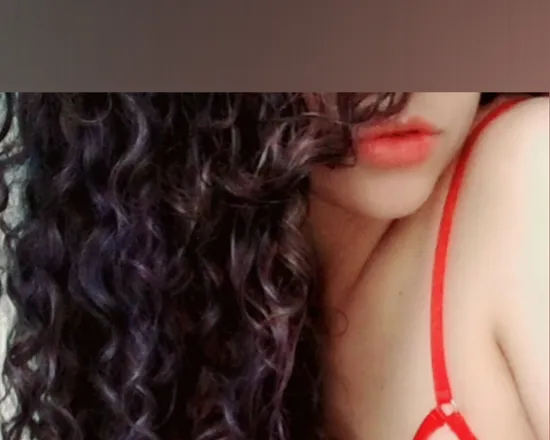 OnlyFans cuenta dhafnecurlyhair header 2
