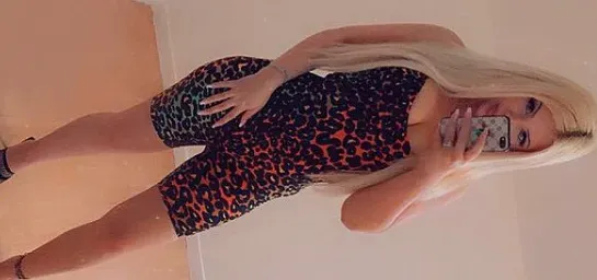 OnlyFans account  elvirarportugues header 2