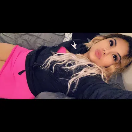OnlyFans cuenta baddarii header 2