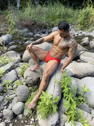 OnlyFans cuenta kemono_x3 header 2