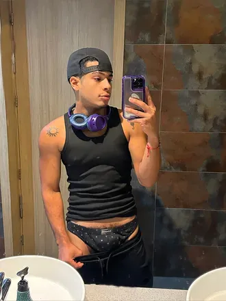 OnlyFans cuenta warningkenn avatar 1