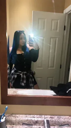 OnlyFans cuenta cherrybombxd avatar 1