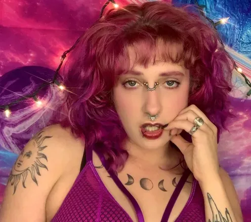 OnlyFans account  emberann4 avatar 1
