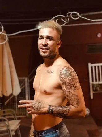 OnlyFans cuenta tinnezeq header 2