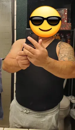OnlyFans account  thatcuteguy69 avatar 1