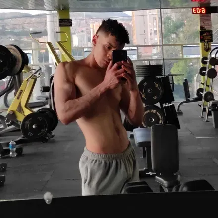 OnlyFans cuenta alesssandrov avatar 1