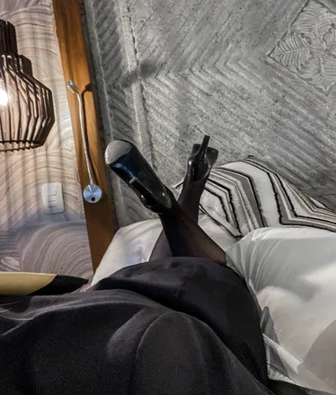 OnlyFans cuenta flyinginheels header 2