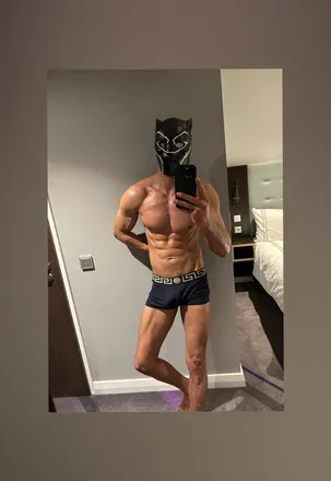 OnlyFans cuenta mrlongandthick header 2