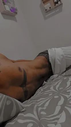 OnlyFans cuenta everarrietav header 2