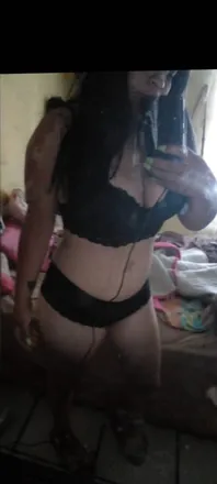 OnlyFans cuenta karisia12 header 2
