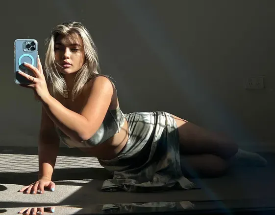 OnlyFans cuenta minimoo123 header 2