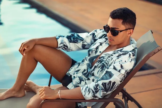 OnlyFans account  vicfm header 2