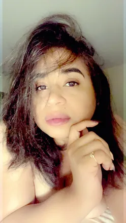 OnlyFans cuenta louiserose header 2