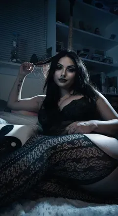 OnlyFans account  simplyrvnge avatar 1
