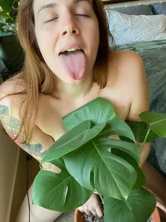 OnlyFans account  badjuju_juilette avatar 1