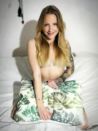 OnlyFans account  rebeccafoxfree avatar 1