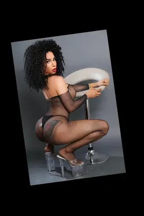 OnlyFans account  valescacubana avatar 1