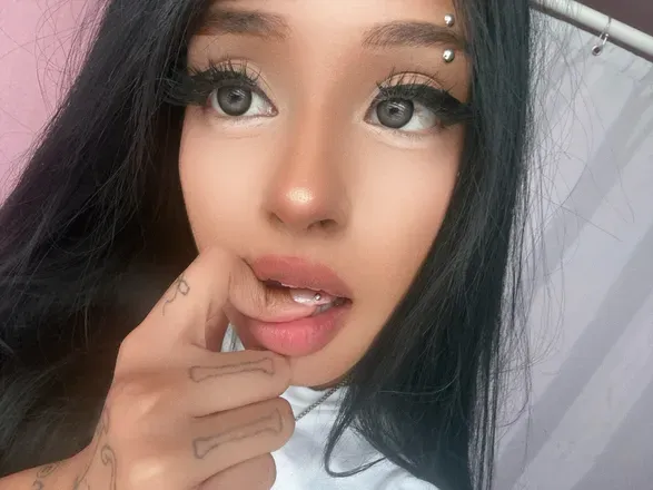 OnlyFans account  grimd0ll avatar 1