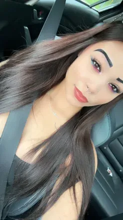 OnlyFans account  petitebaddyxo avatar 1