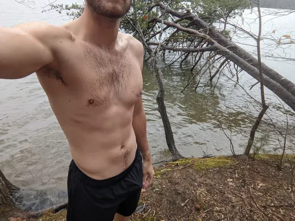 OnlyFans account  freeswim avatar 1