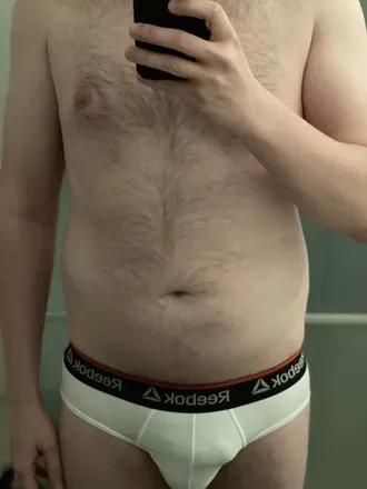 OnlyFans cuenta yraveragebrit avatar 1