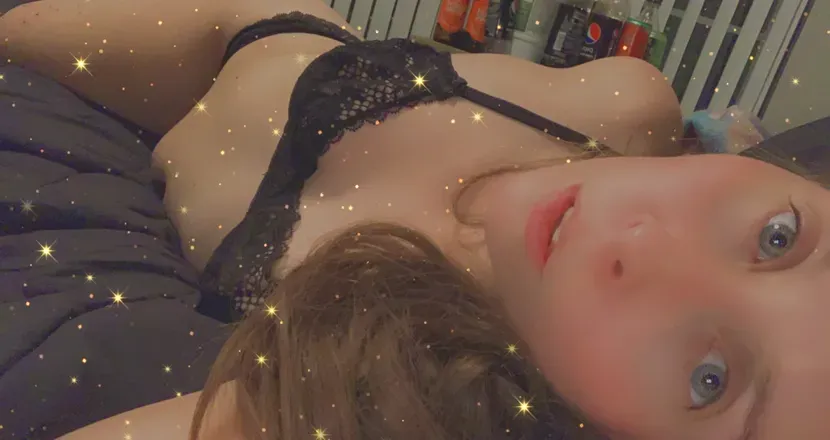 OnlyFans cuenta xxdaddyslittleslutx header 2