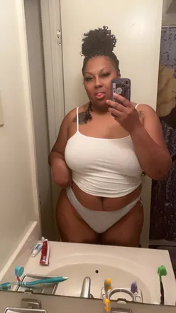 OnlyFans cuenta milkmarieprettypussy header 2