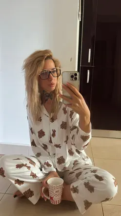 OnlyFans cuenta tiffanywhite_vip header 2