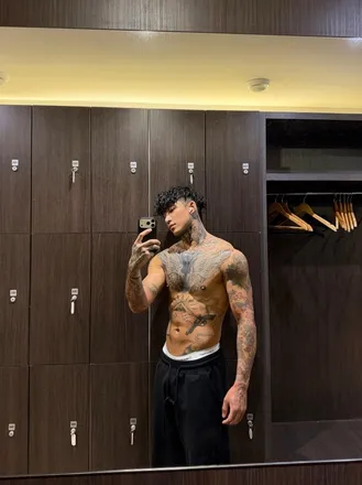 OnlyFans cuenta eugenegg99 header 2