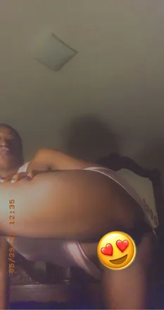 OnlyFans cuenta the_chocolate1 header 2