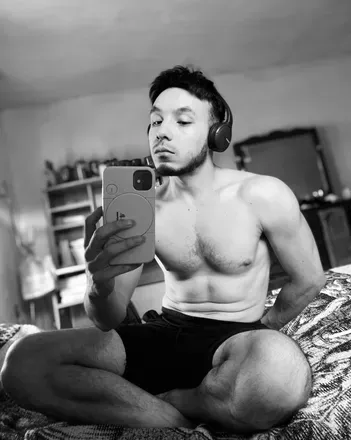 OnlyFans cuenta aaronpocket header 2