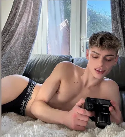 OnlyFans account  robydevil header 2