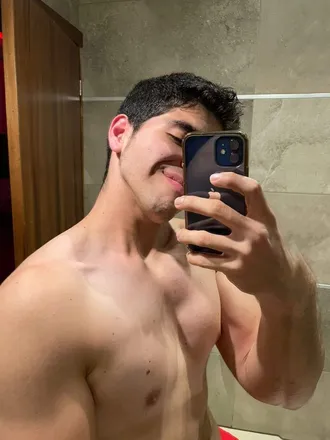 OnlyFans cuenta ethan_fox header 2