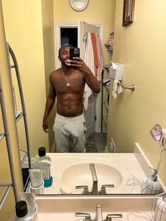OnlyFans account  gqcupid23 header 2