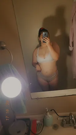 OnlyFans cuenta brookelynnlove header 2