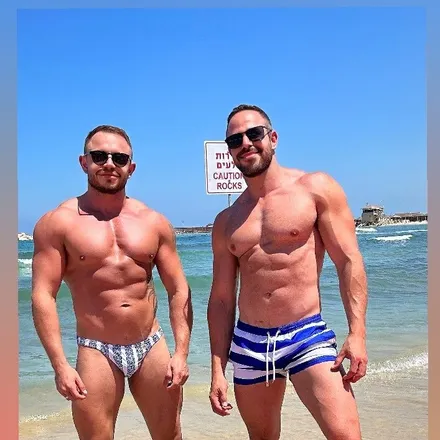 OnlyFans account  elon_essex header 2