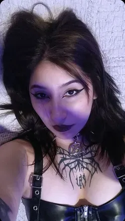 OnlyFans cuenta pristuki avatar 1
