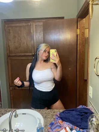 OnlyFans cuenta brattieannie avatar 1