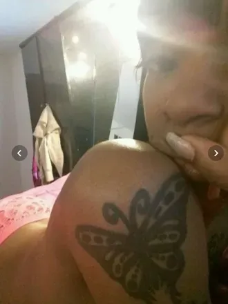 OnlyFans cuenta roxanned04 avatar 1