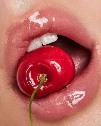 OnlyFans cuenta cherry2234 header 2