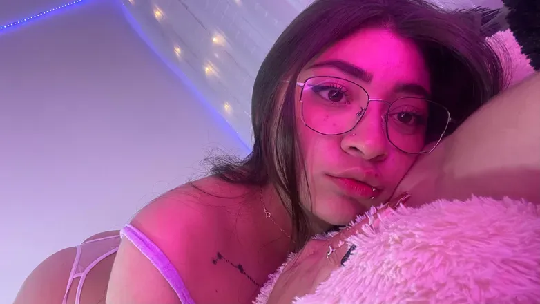 OnlyFans cuenta samiievans header 2