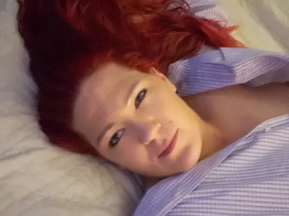 OnlyFans account  onehotwifeof3 avatar 1
