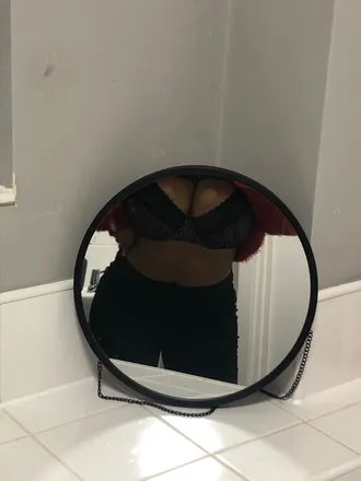 OnlyFans cuenta playwithdaphne header 2