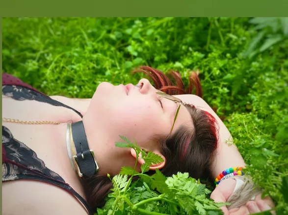OnlyFans cuenta andromedavalerium header 2