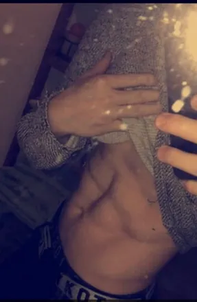 OnlyFans cuenta lukassss.2001 avatar 1