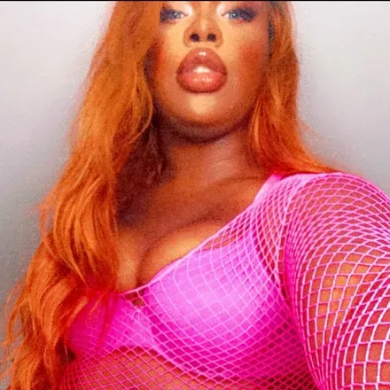 OnlyFans account  quxxn_stella avatar 1