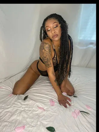OnlyFans account  carmela_cache avatar 1