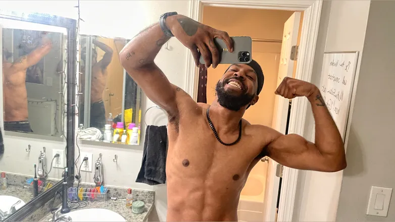 OnlyFans cuenta bigpapawavy header 2