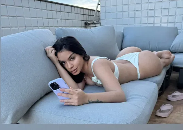 OnlyFans cuenta kellytatharsys header 2